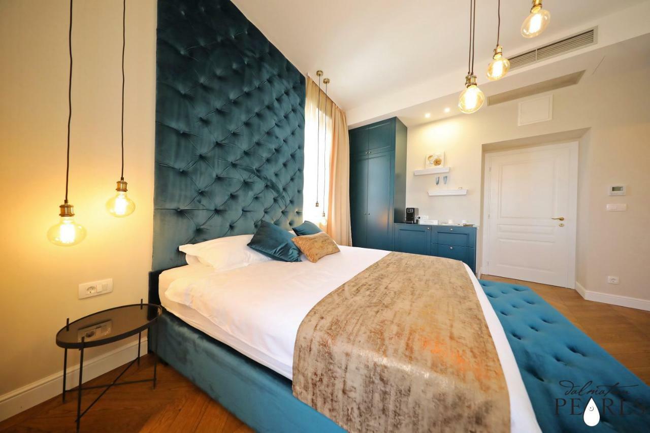 Three Pearls Deluxe Rooms & Studios Zadar Exterior foto